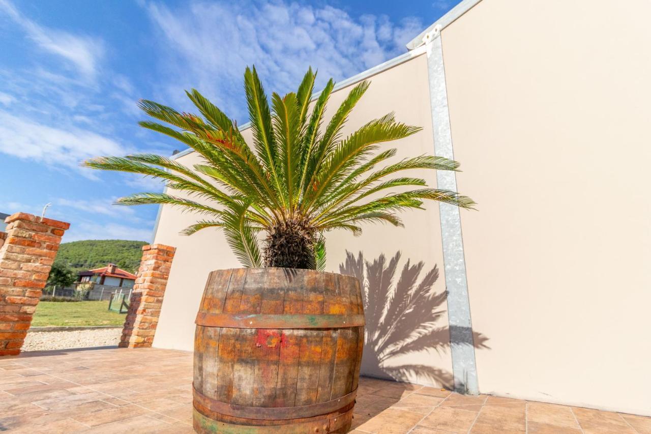 Banjol Apartments Vintage מראה חיצוני תמונה